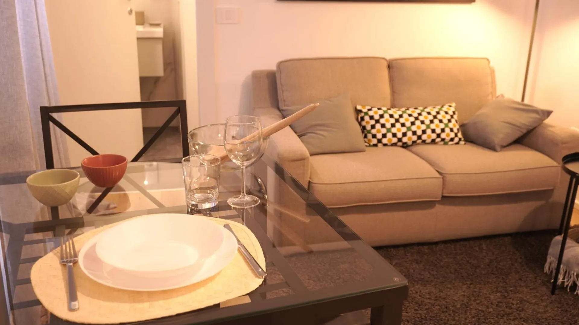 Apartment Sonnino Suite Portello - At Your Place Milano