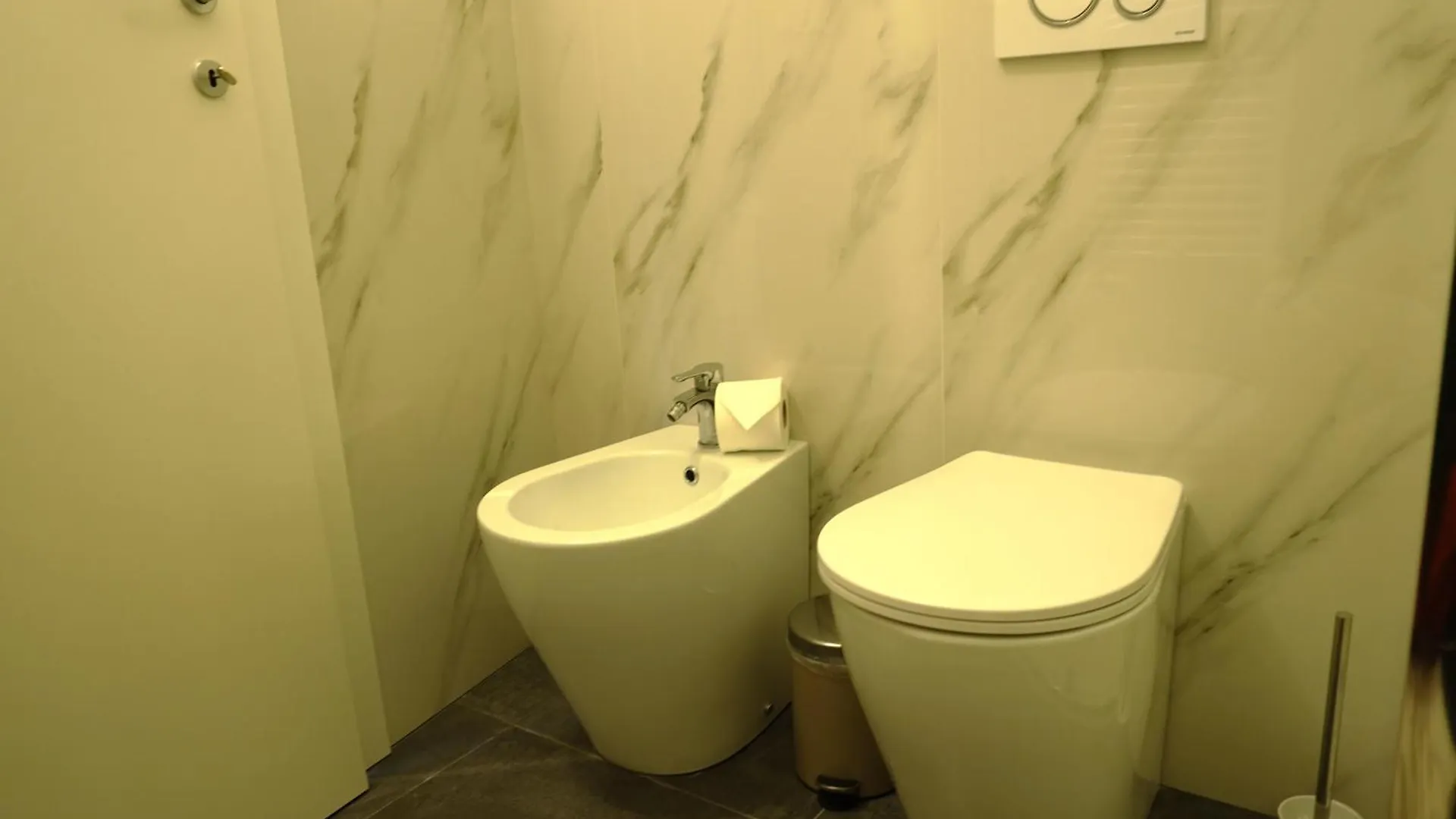 Sonnino Suite Portello - At Your Place Milano 0*, Milan Italy